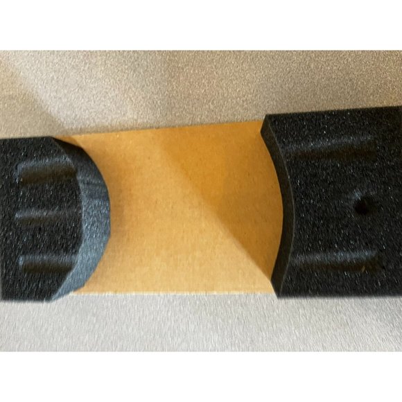 New in box AMT MASTERPIECE 1957 CHRYSLER 300C Model Car Black Hardtop 1/25 - Picture 8 of 10